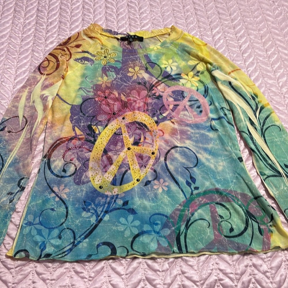 B.L.E.U embellished peace symbol ltwt long sleeve knit top, size M